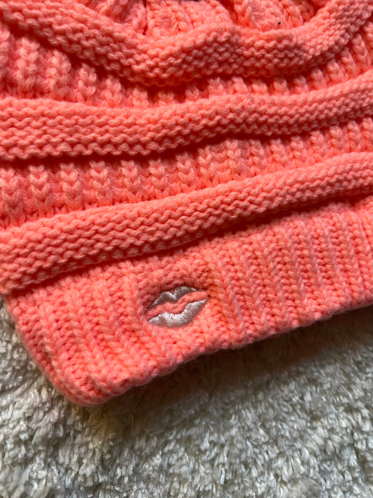 Classic Knit Kiss Toboggan Beanie