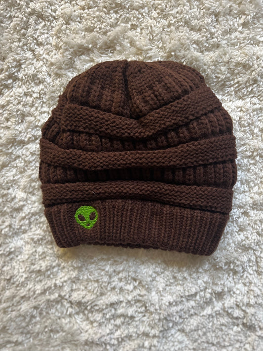 Classic Toboggan Beanie with Space Alien Logo for Adults Warm Knit Soft Hat